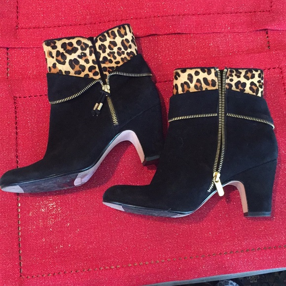 Taryn Rose Suede Calf Hair Pink Leather Lining Logo Hardware